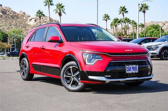 2025 Kia Niro SX