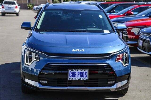 2025 Kia Niro SX