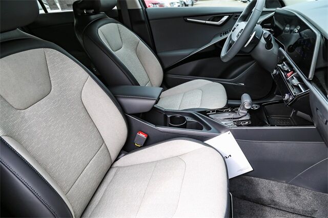 2025 Kia Niro SX Huntington Beach CA