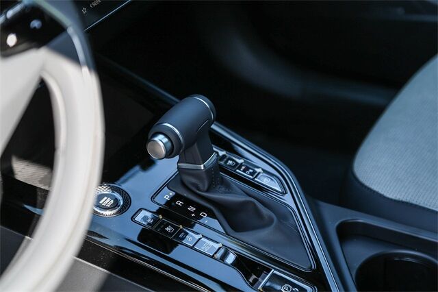 2025 Kia Niro SX Huntington Beach CA