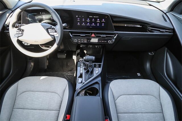 2025 Kia Niro SX Tacoma WA