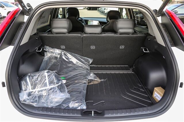 2025 Kia Niro SX Touring Glendale CA