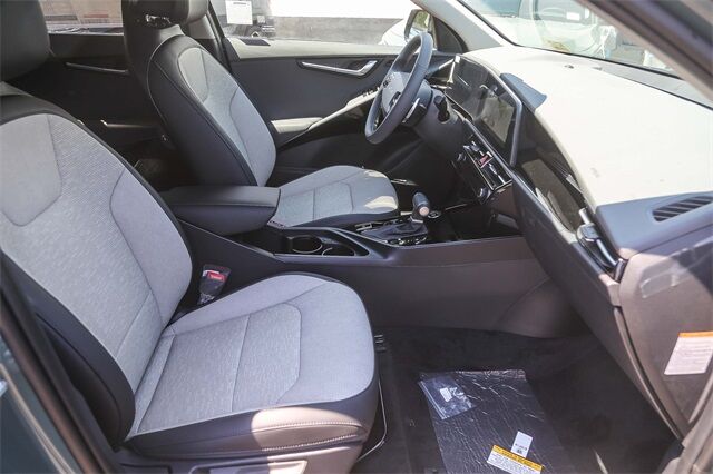 2025 Kia Niro SX Touring Glendale CA