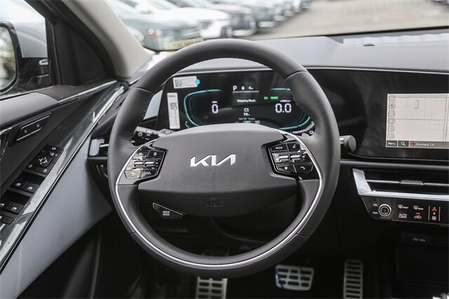 2025 Kia Niro SX Touring Glendale CA