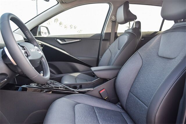 2025 Kia Niro SX Touring Glendale CA