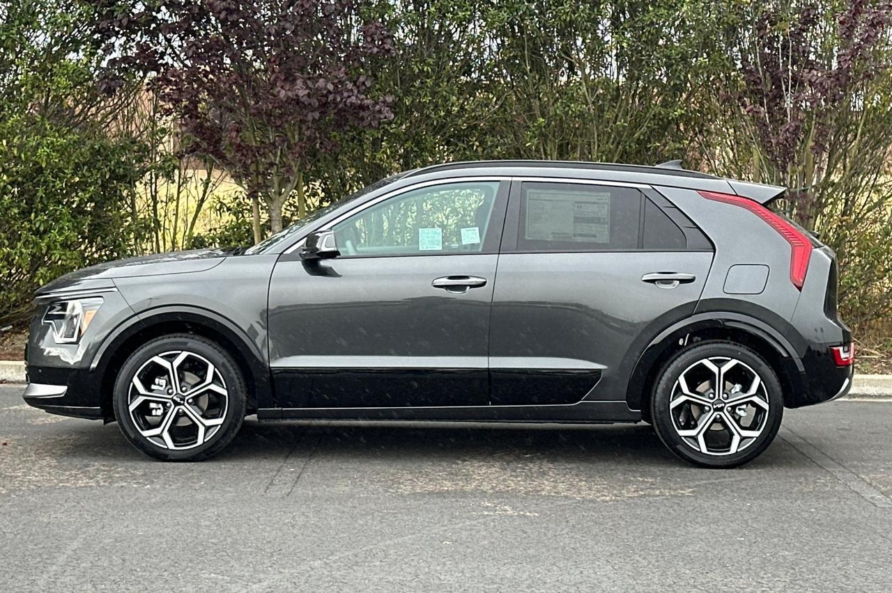 2025 Kia Niro SX Touring Salinas CA