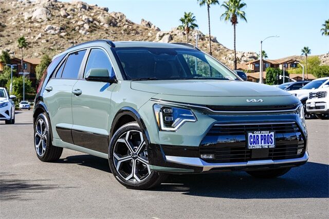 2025 Kia Niro SX Touring Tacoma WA
