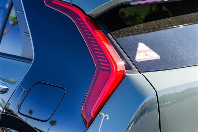 2025 Kia Niro SX Touring Tacoma WA