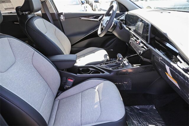 2025 Kia Niro SX Touring Tacoma WA