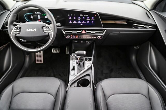 2025 Kia Niro SX Touring Tacoma WA