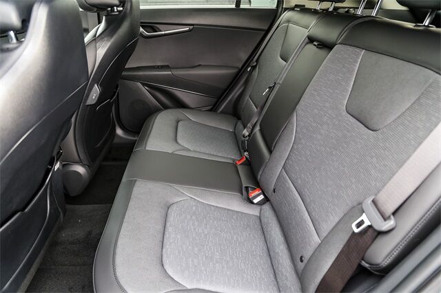 2025 Kia Niro SX Touring Tacoma WA