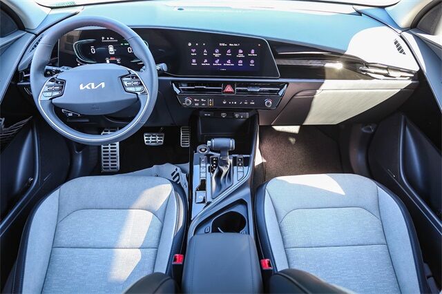 2025 Kia Niro SX Touring Renton WA