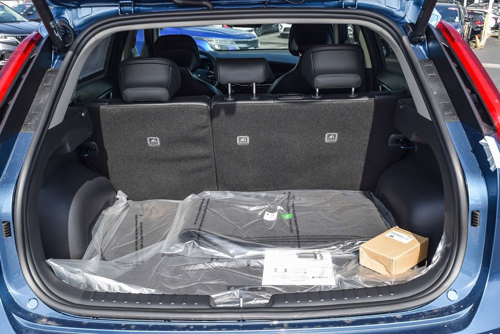 2025 Kia Niro SX Touring Renton WA