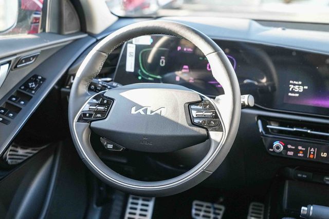 2025 Kia Niro SX Touring Huntington Beach CA