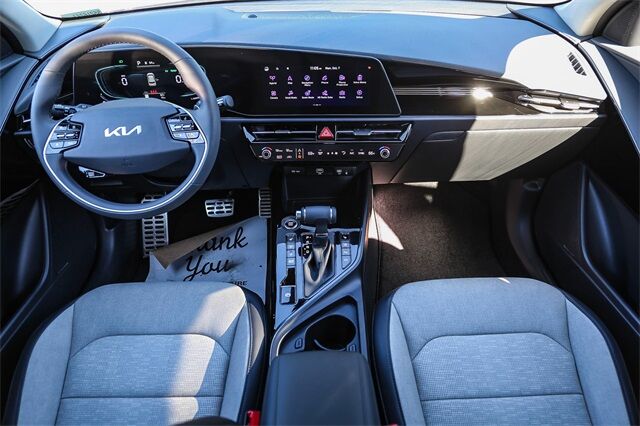 2025 Kia Niro SX Touring Tacoma WA