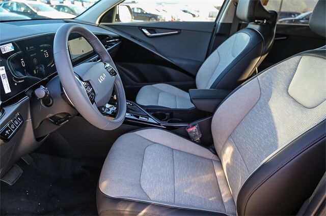 2025 Kia Niro SX Glendale CA