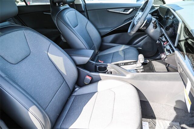 2025 Kia Niro SX Glendale CA