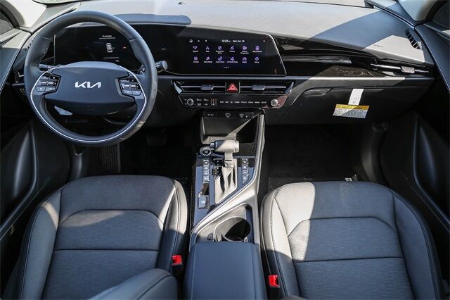 2025 Kia Niro SX Glendale CA