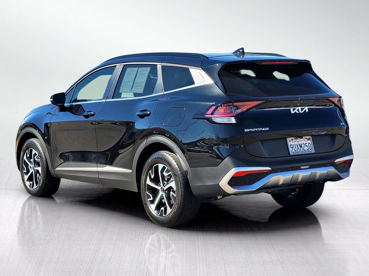 2025 Kia SPORTAGE HYBRID EX Roseville CA