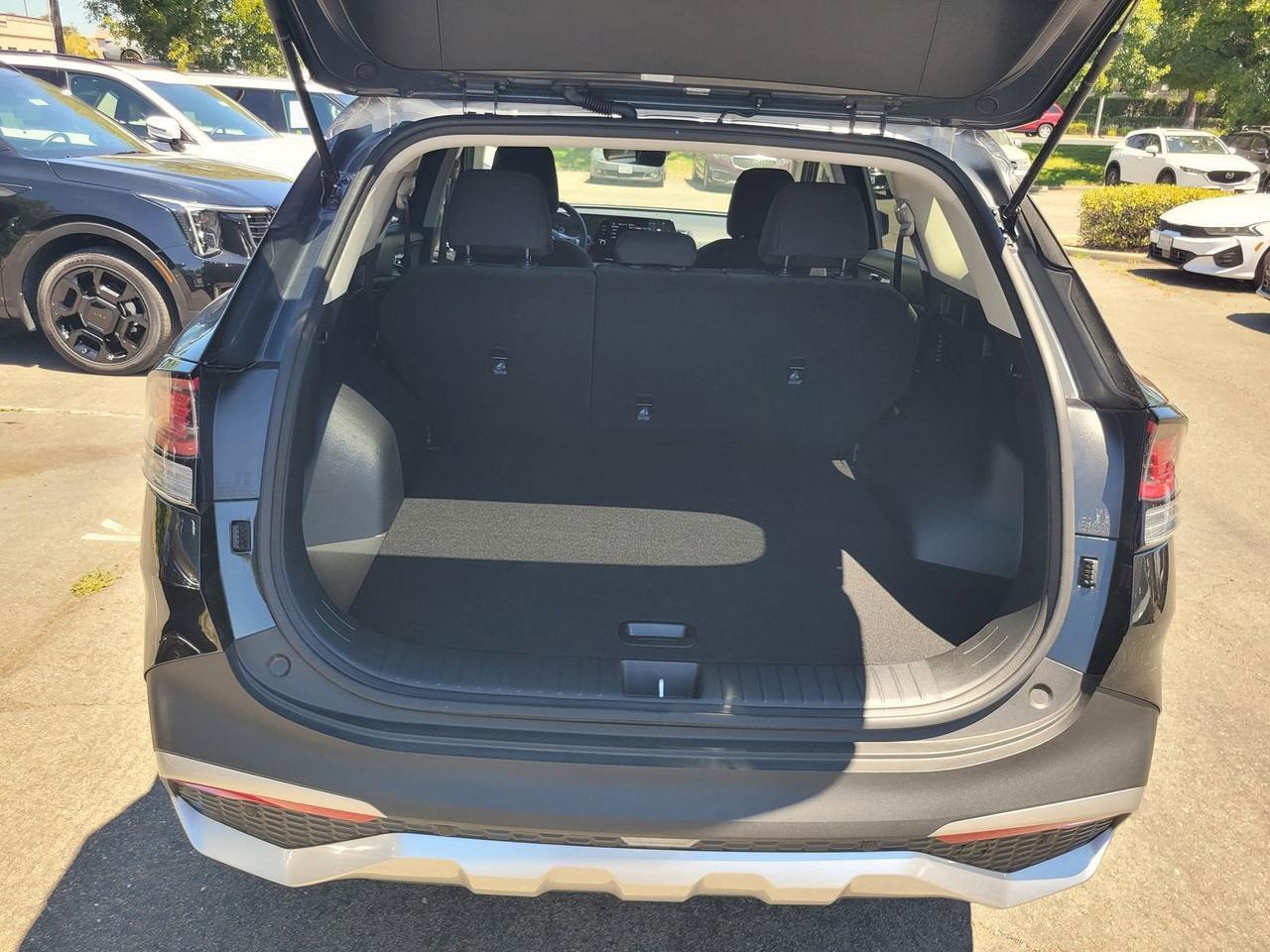 2025 Kia SPORTAGE HYBRID LX Roseville CA