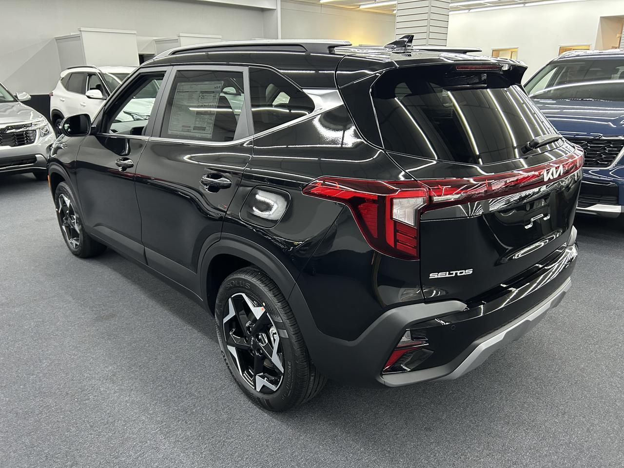2025 Kia Seltos EX IVT AWD Benwood WV