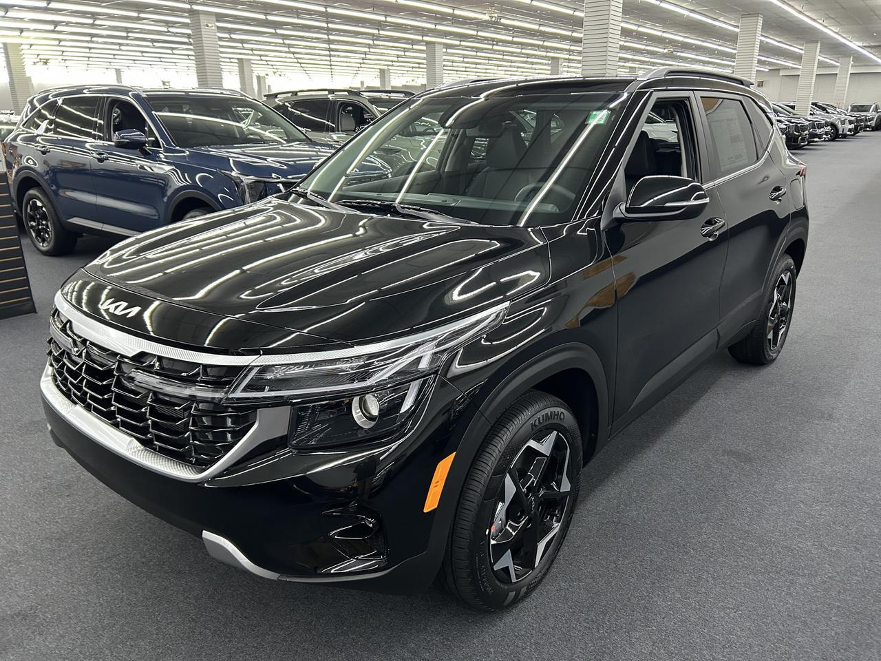 2025 Kia Seltos EX IVT AWD Benwood WV