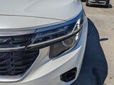 2025 Kia Seltos EX Oshkosh WI