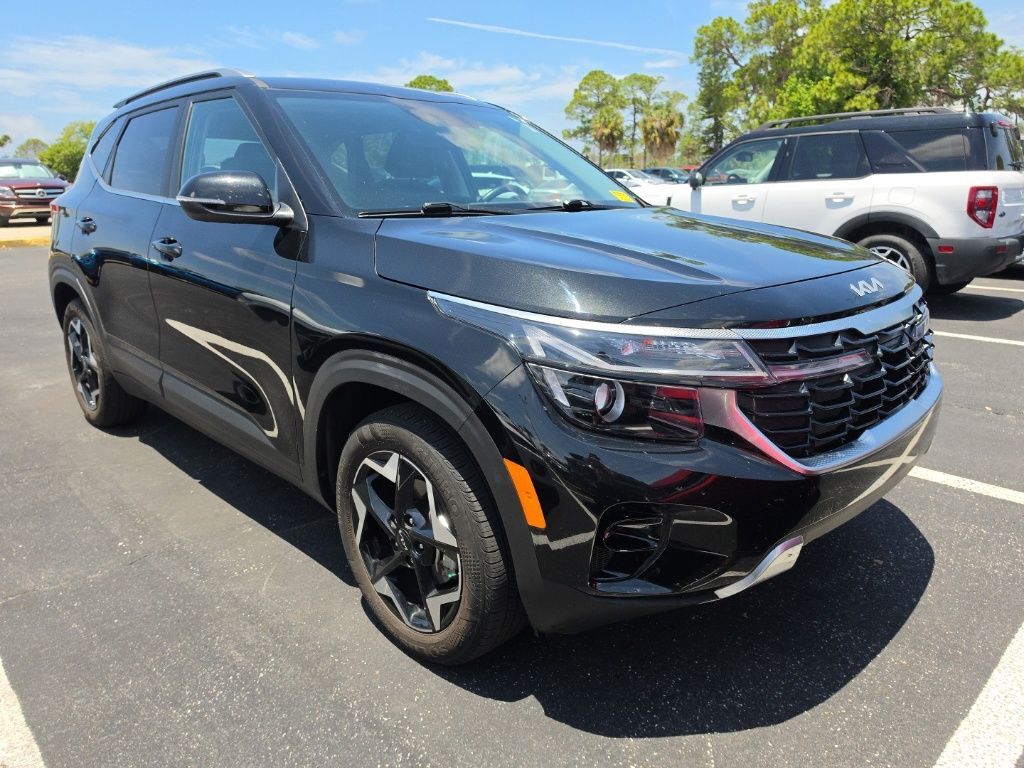 2025 Kia Seltos EX