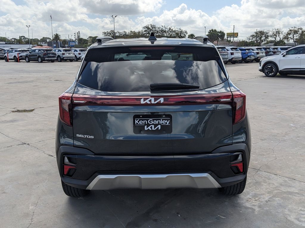 2025 Kia Seltos EX San Clemente CA