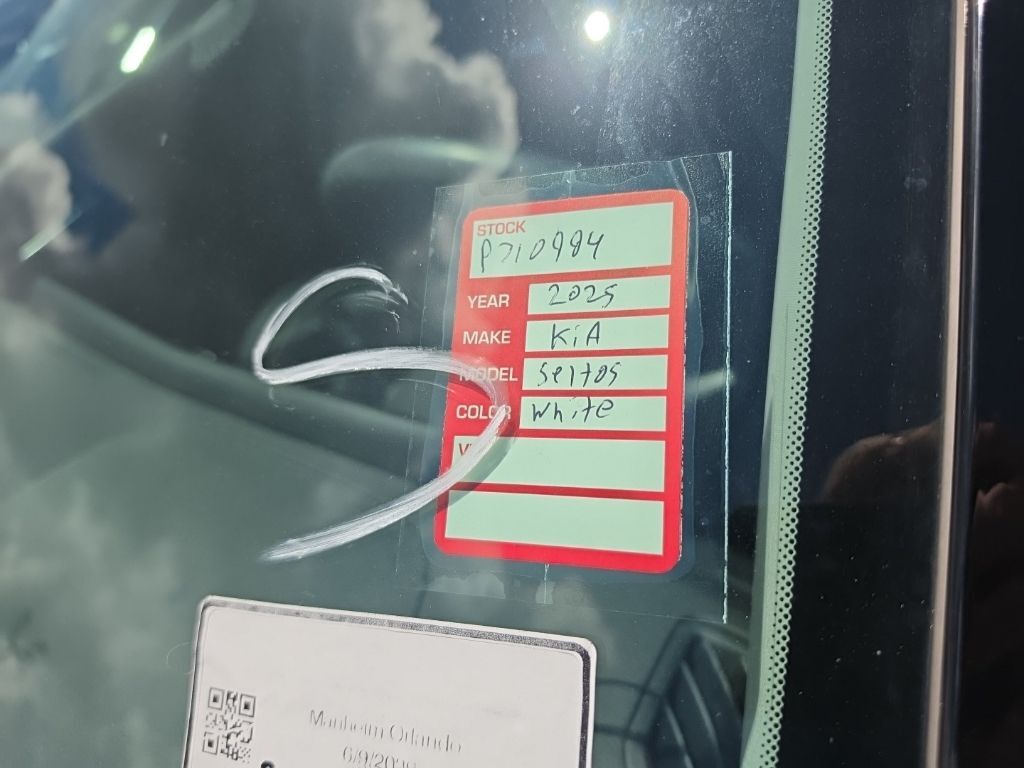 2025 Kia Seltos EX San Clemente CA