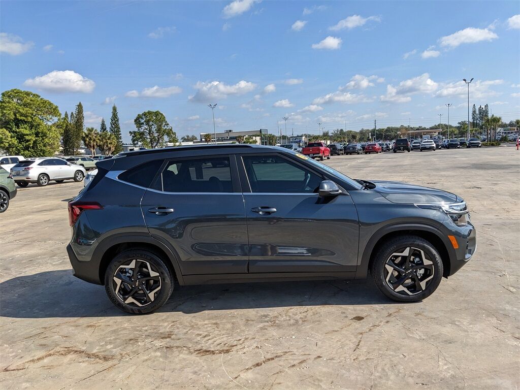 2025 Kia Seltos EX San Clemente CA