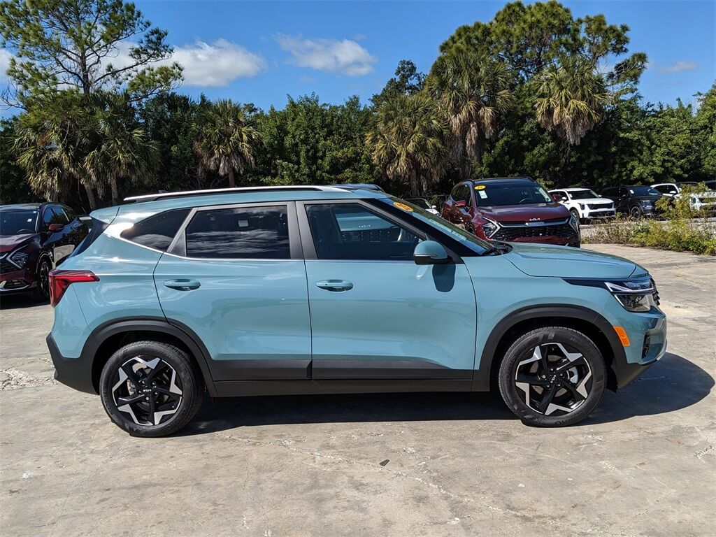 2025 Kia Seltos EX San Clemente CA