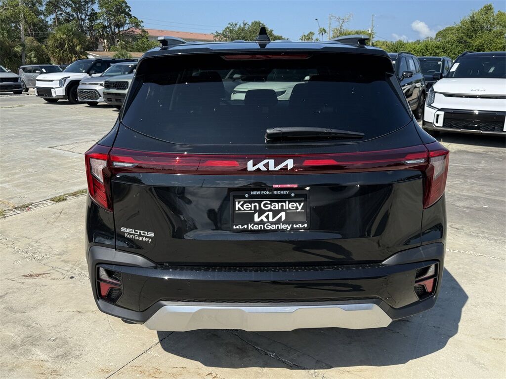 2025 Kia Seltos EX San Clemente CA