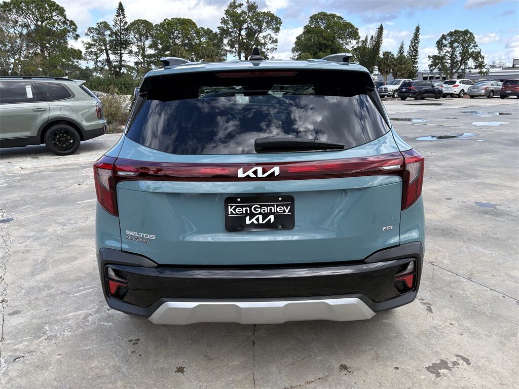 2025 Kia Seltos EX San Clemente CA
