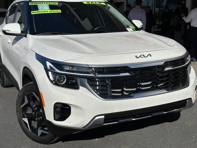 2025 Kia Seltos EX