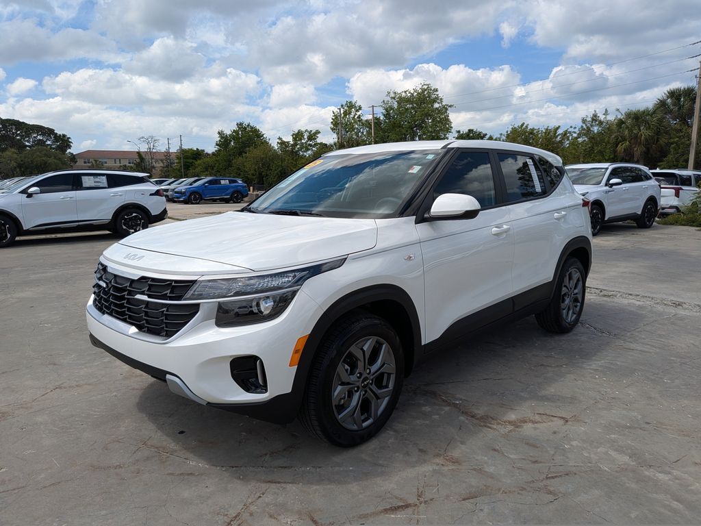 2025 Kia Seltos LX San Clemente CA