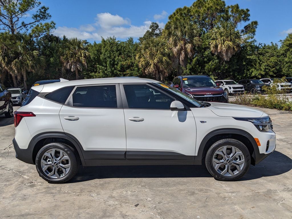 2025 Kia Seltos LX San Clemente CA