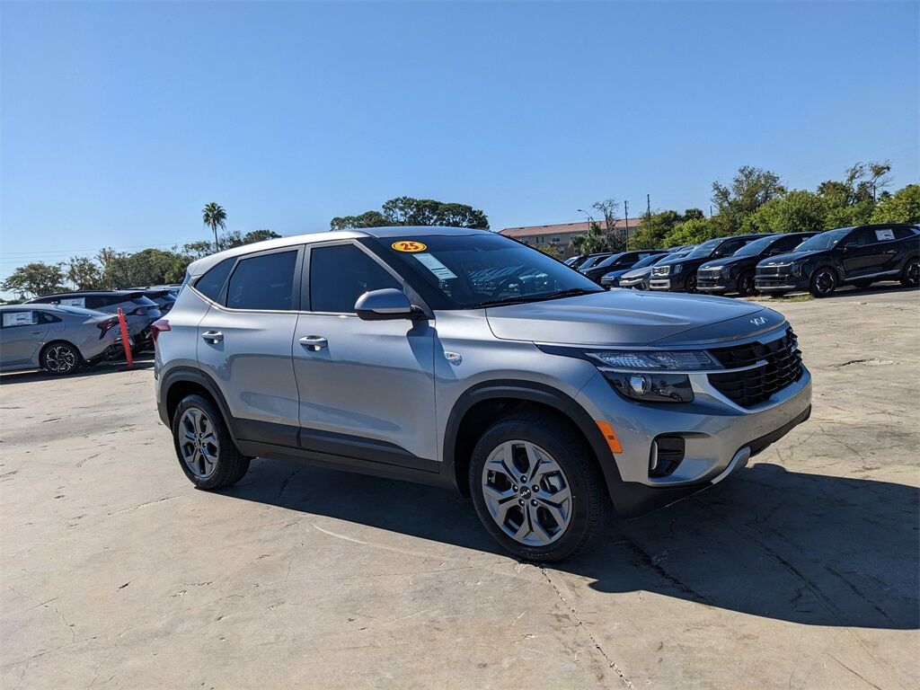 2025 Kia Seltos LX San Clemente CA