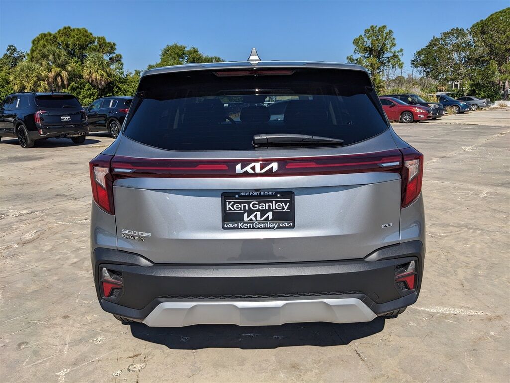 2025 Kia Seltos LX San Clemente CA