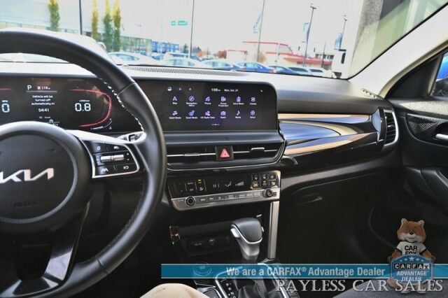 2025 Kia Seltos S / AWD / Auto Start / Heated Cloth Seats / Lane Departure & Blind Spot / Forward Collision Alert / Apple CarPlay & Android Auto / USB Input / Back Up Camera / Cruise Control / Keyless Entry & Start / Only 10k Miles / 1-Owner Anchorage AK