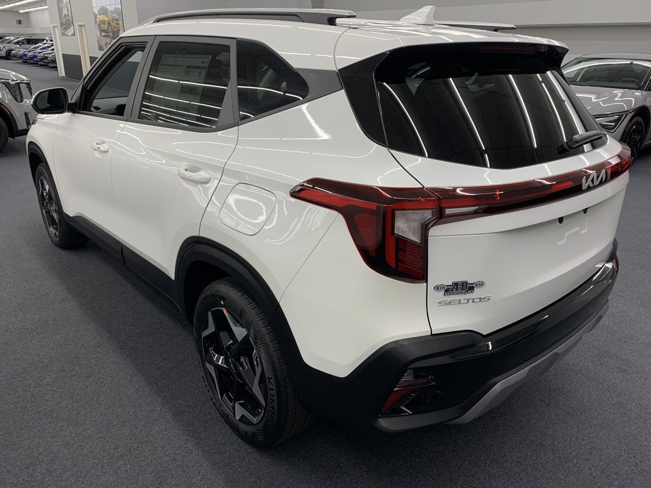 2025 Kia Seltos S IVT AWD Benwood WV