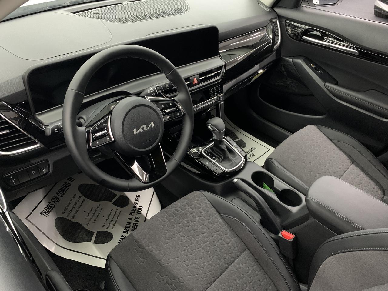 2025 Kia Seltos S IVT AWD Benwood WV