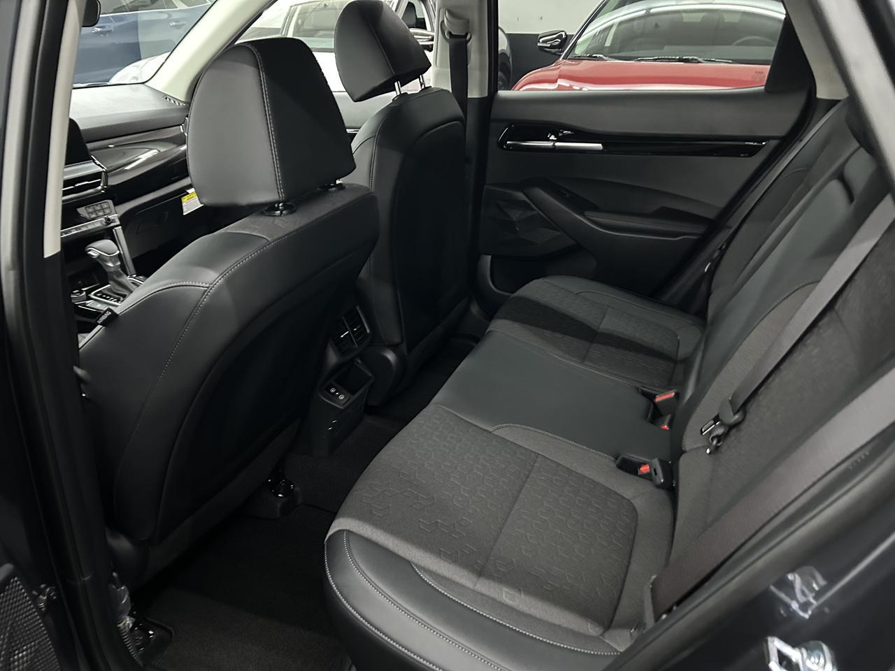 2025 Kia Seltos S IVT AWD Benwood WV