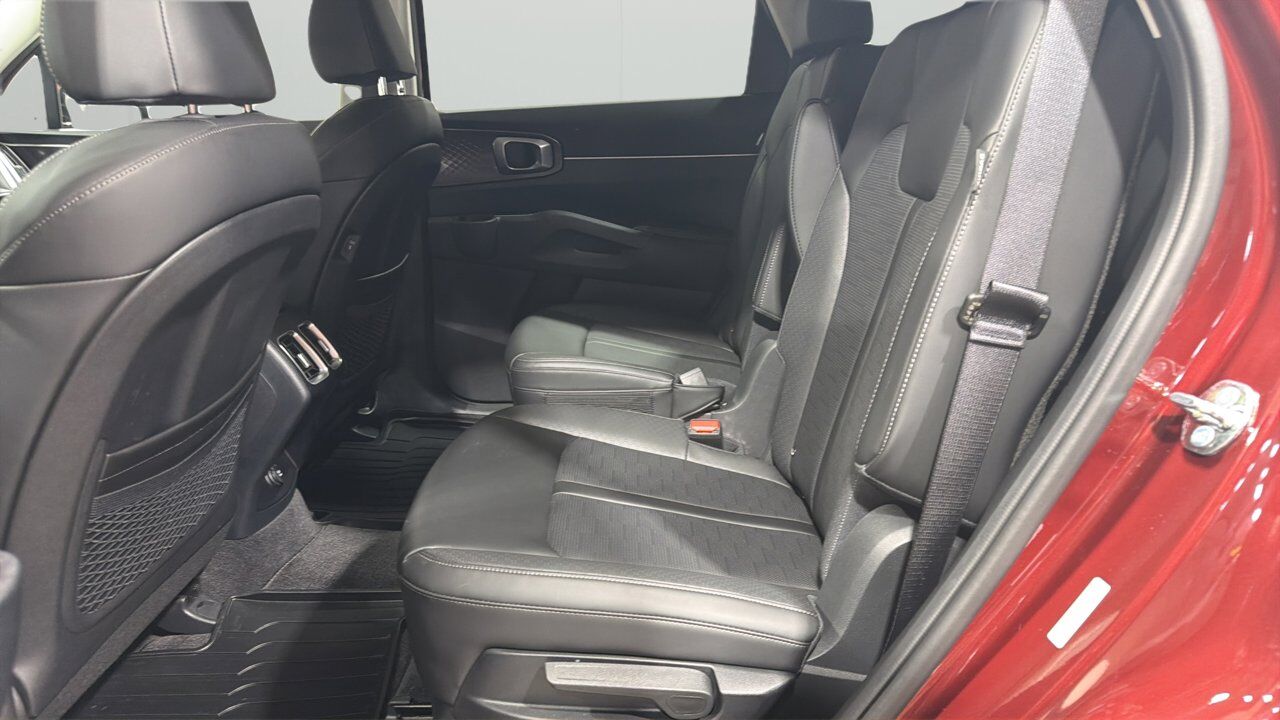 2025 Kia Sorento EX Sherwood Park AB
