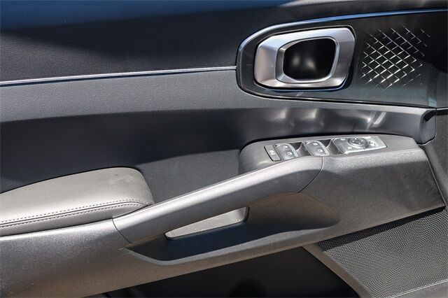 2025 Kia Sorento Hybrid EX Huntington Beach CA