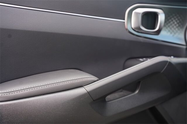 2025 Kia Sorento Hybrid EX Huntington Beach CA