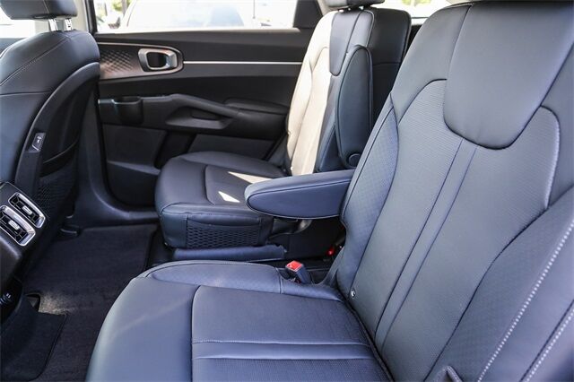 2025 Kia Sorento Hybrid EX Huntington Beach CA