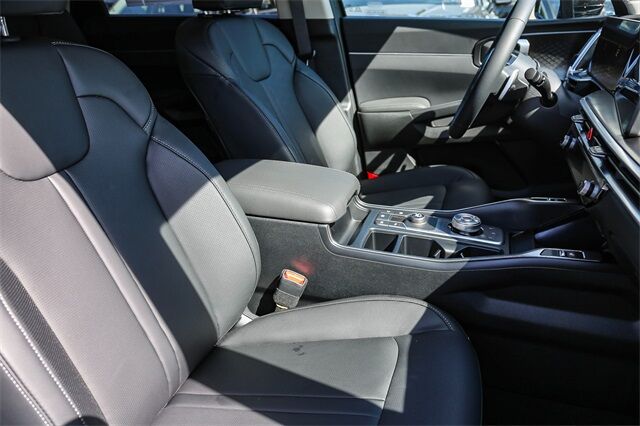 2025 Kia Sorento Hybrid EX Huntington Beach CA
