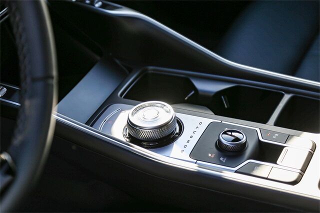 2025 Kia Sorento Hybrid EX Huntington Beach CA