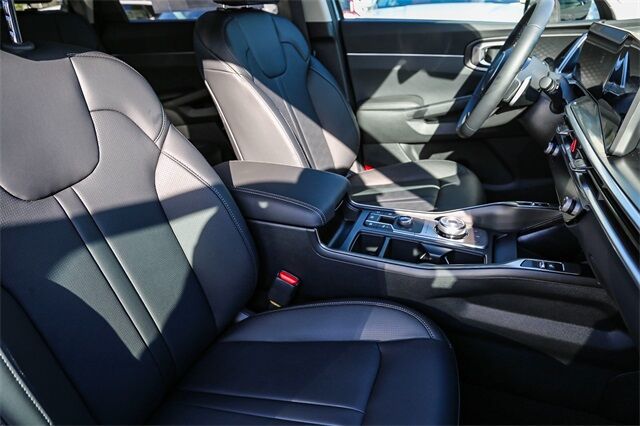 2025 Kia Sorento Hybrid EX Renton WA